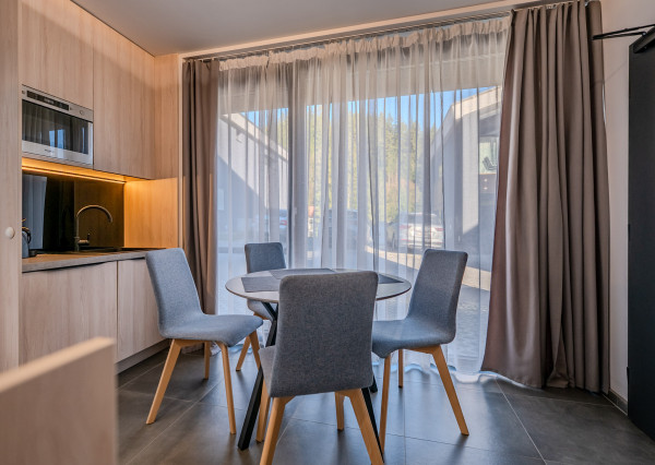 IBA U NÁS! Na predaj elegantný apartmán Malino Brdo, Hrabovo