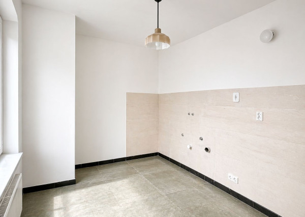 NA PREDAJ! 2i byt s potenciálom premeny na 2i byt v Trenčíne