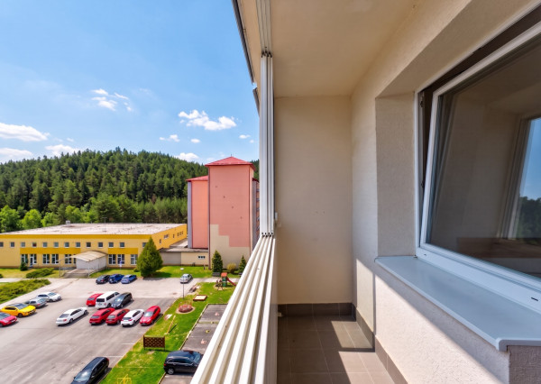 IBA U NÁS! Kompletne zrekonštruovaný 2-izbový byt | Svit