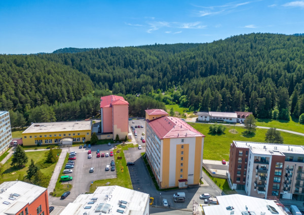 IBA U NÁS! Kompletne zrekonštruovaný 2-izbový byt | Svit