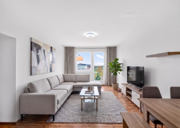 IBA U NÁS! Kompletne zrekonštruovaný 2-izbový byt | Svit