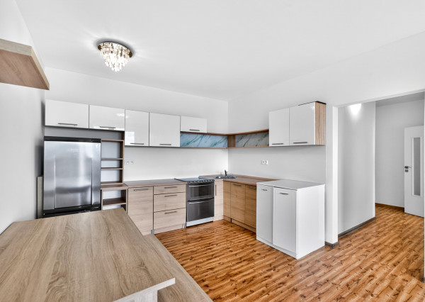 IBA U NÁS! Kompletne zrekonštruovaný 2-izbový byt | Svit