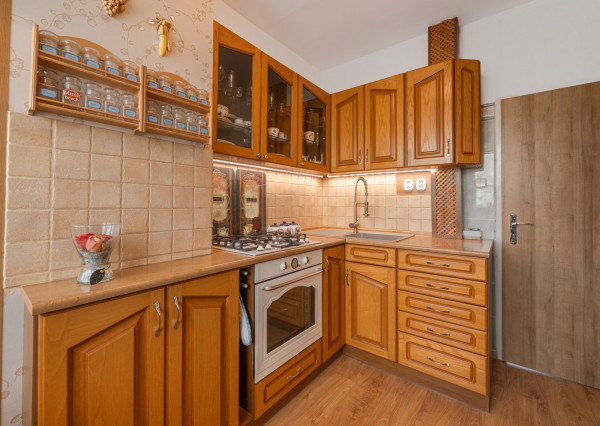 IBA U NÁS! Slnečný 4 izbový byt Obchodná ul., Košice-Západ