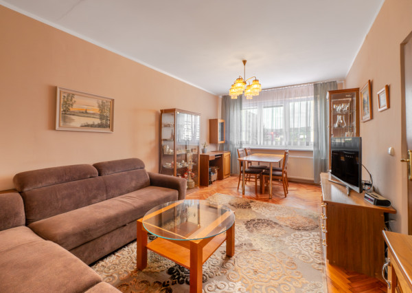 IBA U NÁS! Slnečný 4 izbový byt Obchodná ul., Košice-Západ