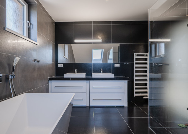 IBA U NÁS! Na predaj 5i priestranný dom, Zamarovce, okres TN