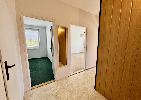 Na predaj priestranný 2 izbový byt na sídlisku Terasa, Košice