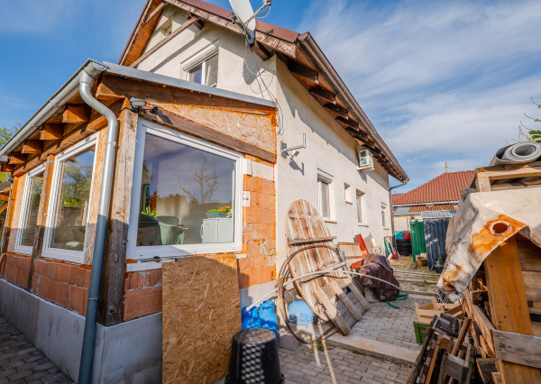 IBA U NÁS! Na predaj 5i RD, Rohovce, na skok od Šamorína