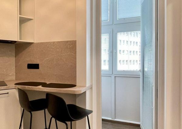 IBA U NÁS! Na prenájom 2-izbový byt, Kyčerského, Bratislava