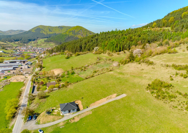 IBA U NÁS! Krásny stavebný pozemok, 578m2, Prečín, PB