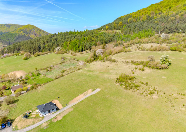 IBA U NÁS! Krásny stavebný pozemok, 578m2, Prečín, PB