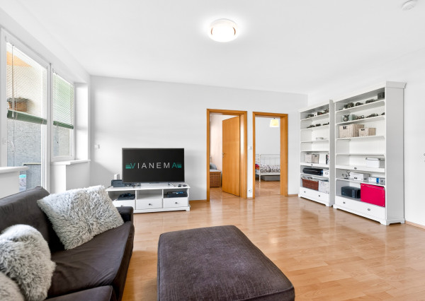 IBA U NÁS! Pekný a priestranný 4-izbový byt s dvomi lodžiami a parkovaním v projekte Koprivnica