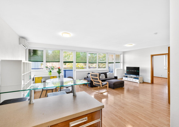 IBA U NÁS! Pekný a priestranný 4-izbový byt s dvomi lodžiami a parkovaním v projekte Koprivnica