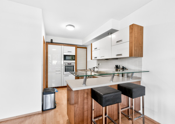 IBA U NÁS! Pekný a priestranný 4-izbový byt s dvomi lodžiami a parkovaním v projekte Koprivnica