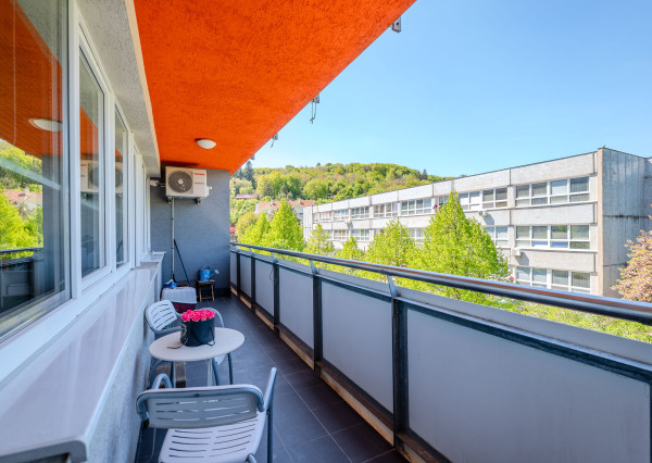 IBA U NÁS! Pekný a priestranný 4-izbový byt s dvomi lodžiami a parkovaním v projekte Koprivnica