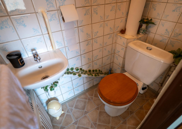 IBA U NÁS: Na predaj rodinný dom Svätý Jur – záhrada, garáž, pivnica