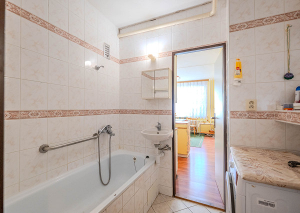 IBA U NÁS! 3 izbový byt, loggia, Košice, Pražský typ