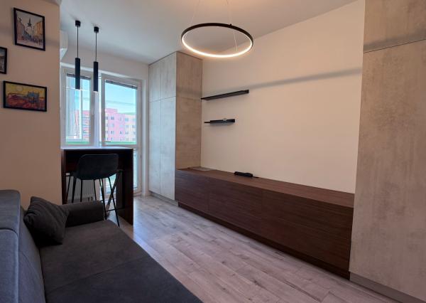 IBA U NÁS! Na prenájom prerobená garsonka s loggiou- Nobelova, Bratislava - Nové Mesto