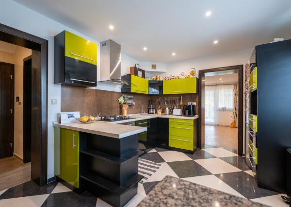 IBA U NÁS! Priestranný 5i rodinný dom, 190m2, Žilina, Varín