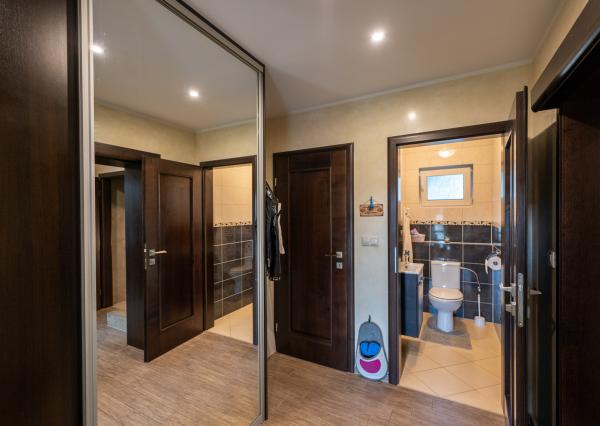IBA U NÁS! Priestranný 5i rodinný dom, 190m2, Žilina, Varín