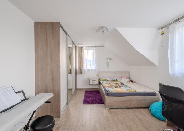 IBA U NÁS! Priestranný 5i rodinný dom, 190m2, Žilina, Varín