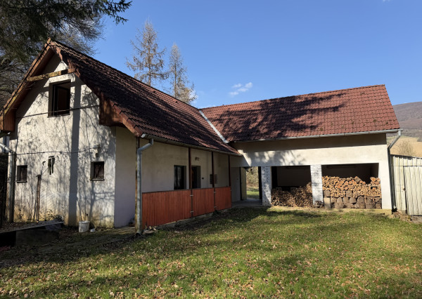 IBA U NÁS! Rodinný dom v obci Nová Bošáca, o.Nové Mesto n.V.