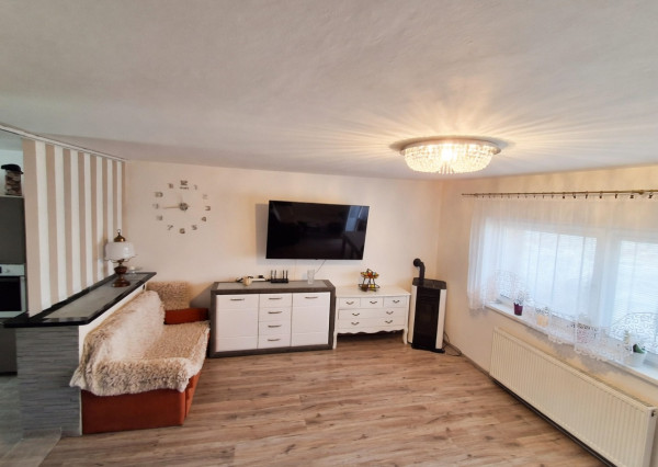 IBA U NÁS! Útulný 5i rodinný dom Dolný Lieskov, 310 m²