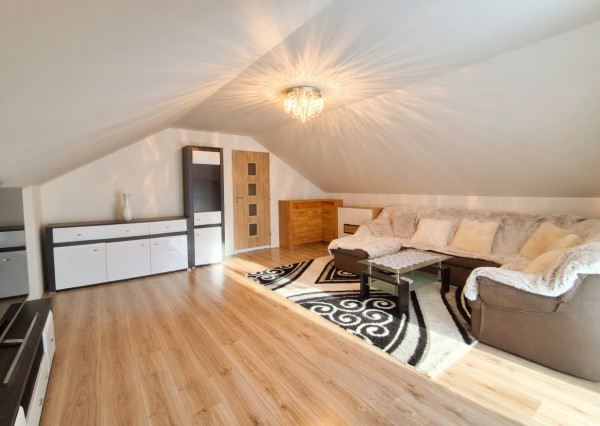 IBA U NÁS! Útulný 5i rodinný dom Dolný Lieskov, 310 m²
