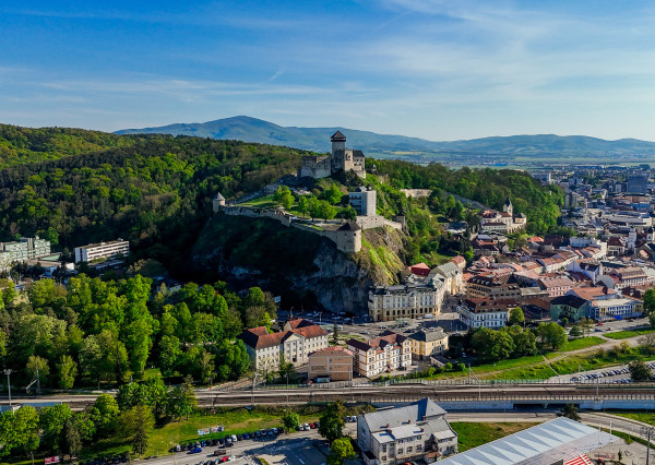 IBA U NÁS! Priestranný 3i byt, 81m2, Sihot, Trenčín