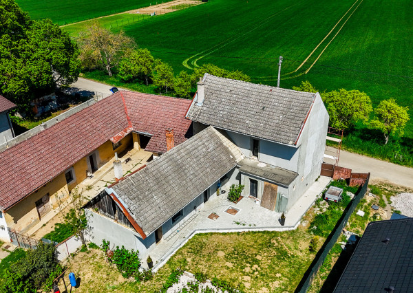 IBA U NÁS! Zrekonštruovaný rodinný dom v Dolnom Srní