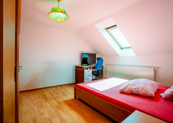 IBA U NÁS! 4-izbový rodinný dom, 140m2, Morav. Lieskové