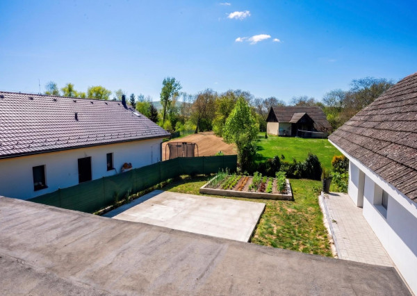 IBA U NÁS! Zrekonštruovaný rodinný dom v Dolnom Srní