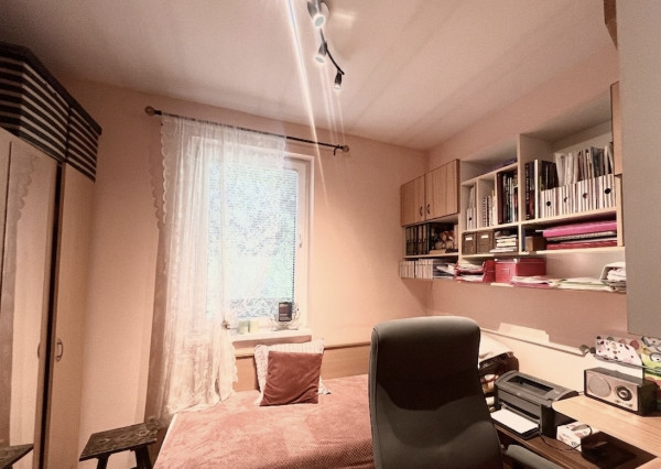 NA PREDAJ! 5i veľký rodinný dom, 230m2, obec Brezolupy, BNB