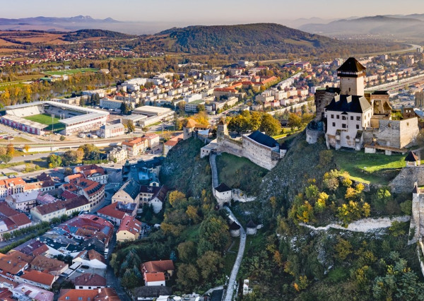 PRIPRAVUJEME! Slnečný 3-izbový byt, 65 m2, Trenčín - JUH.