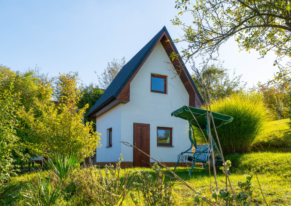 IBA U NÁS! Na predaj chatka novostavba Trenčín Chrásť,448 m2