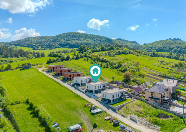 IBA U NÁS!Na predaj 5i novostavba,Jablonové, okr.Bytča 481m2