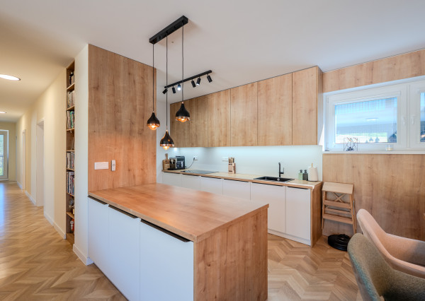 IBA U NÁS!Na predaj 5i novostavba,Jablonové, okr.Bytča 481m2