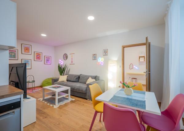 IBA U NÁS!  2 izbový byt -projekt SITKA, Bezručova, 60m2