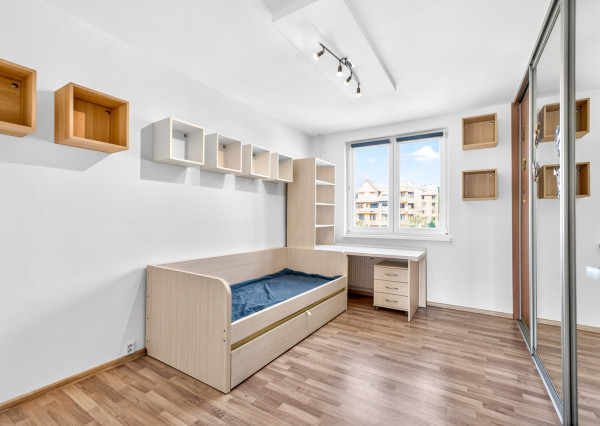 IBA U NÁS! Slnečný 3-izbový byt, 65 m2, Trenčín - JUH.