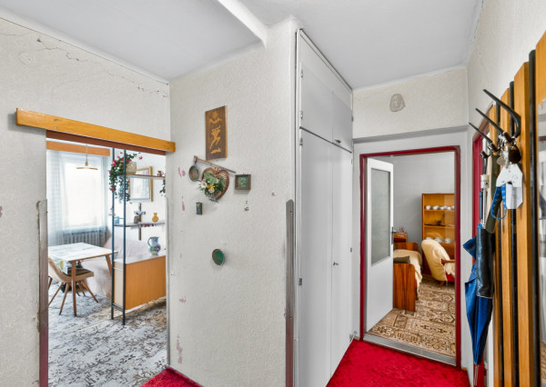IBA U NÁS! Priestranný, 3,5 -izbový byt, 73 m2, Trenčín.