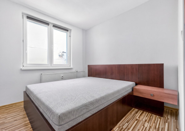 IBA U NÁS! Slnečný 3-izbový byt, 65 m2, Trenčín - JUH.