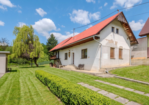 IBA U NÁS! Rodinný dom so stavebným pozemkom-Dohňany(Púchov)