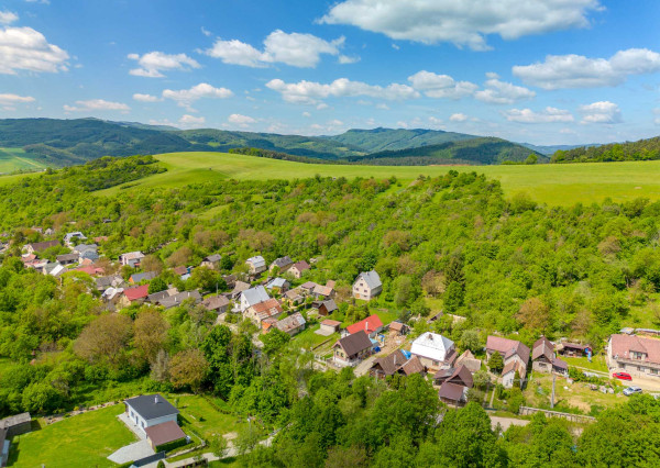 IBA U NÁS! Rodinný dom so stavebným pozemkom-Dohňany(Púchov)