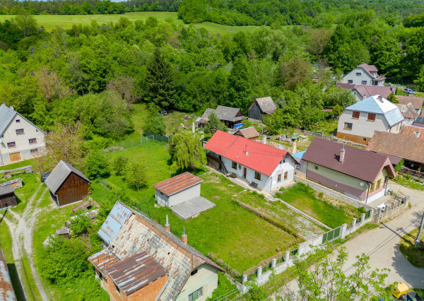 IBA U NÁS! Rodinný dom so stavebným pozemkom-Dohňany(Púchov)