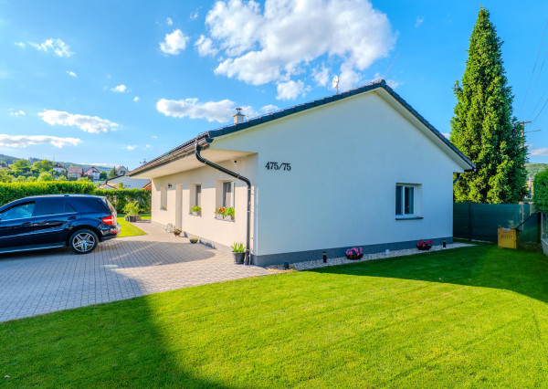 IBA U NÁS! Novostavba 4-iz. bungalovu v Lednických Rovniach