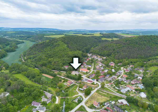 IBA U NÁS! Rodinný dom pod Čachtickým hradom,Višňové,NMnV