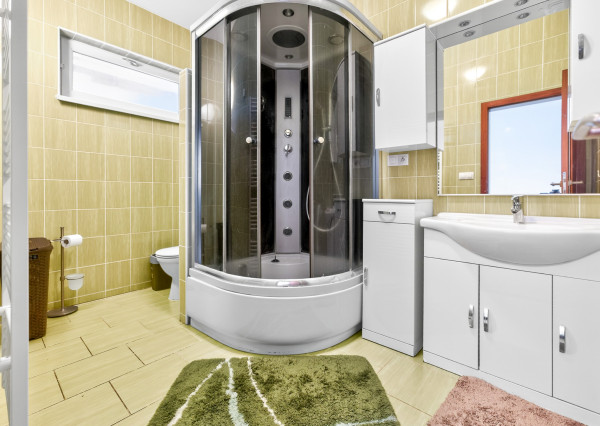 IBA U NÁS!Rodinný 6i dom-sídlo, 9008m2 pozemok, Nová Baňa