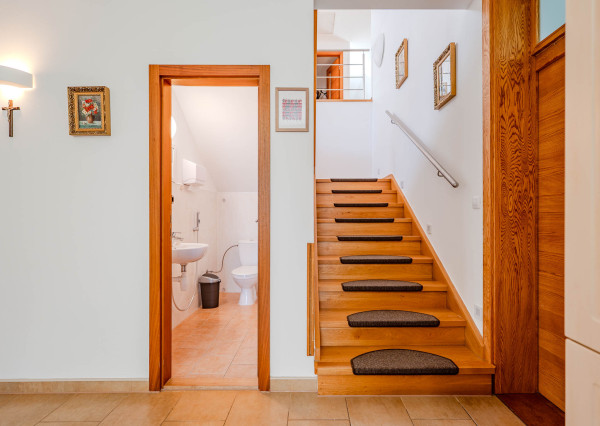 IBA U NÁS!Rodinný 6i dom-sídlo, 9008m2 pozemok, Nová Baňa