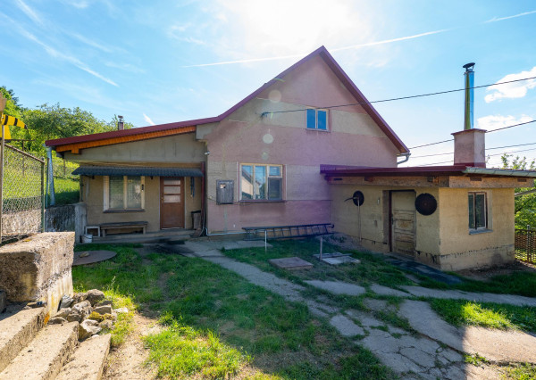 IBA U NÁS! RD, 433m2, Horné Ladce