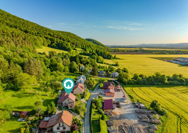 IBA U NÁS! RD, 433m2, Horné Ladce