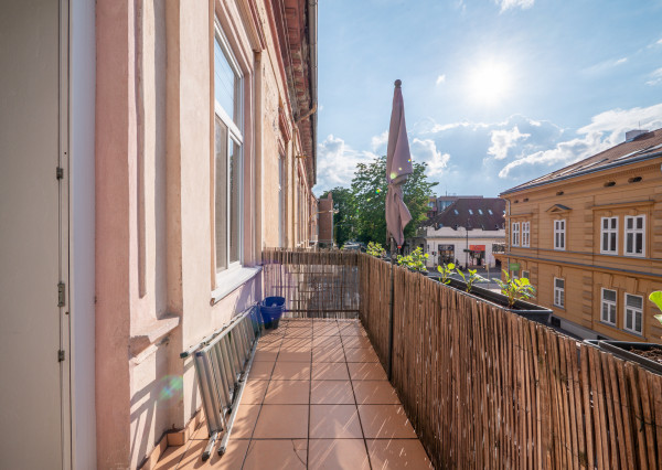 IBA U NÁS! Výnimočný 150 m² byt s parkovaním v centre KE